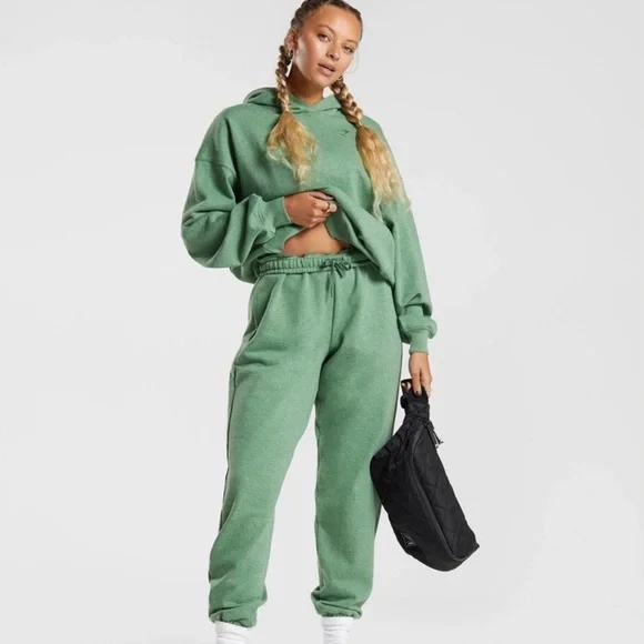 Gymshark Rest Day Hoodie - Picture 2 of 7